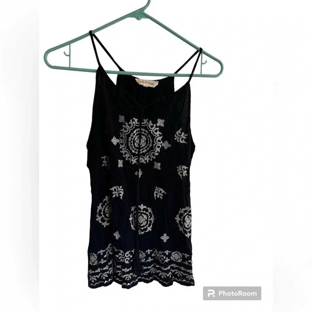 Solitaire navy and silver top with tassels size medium